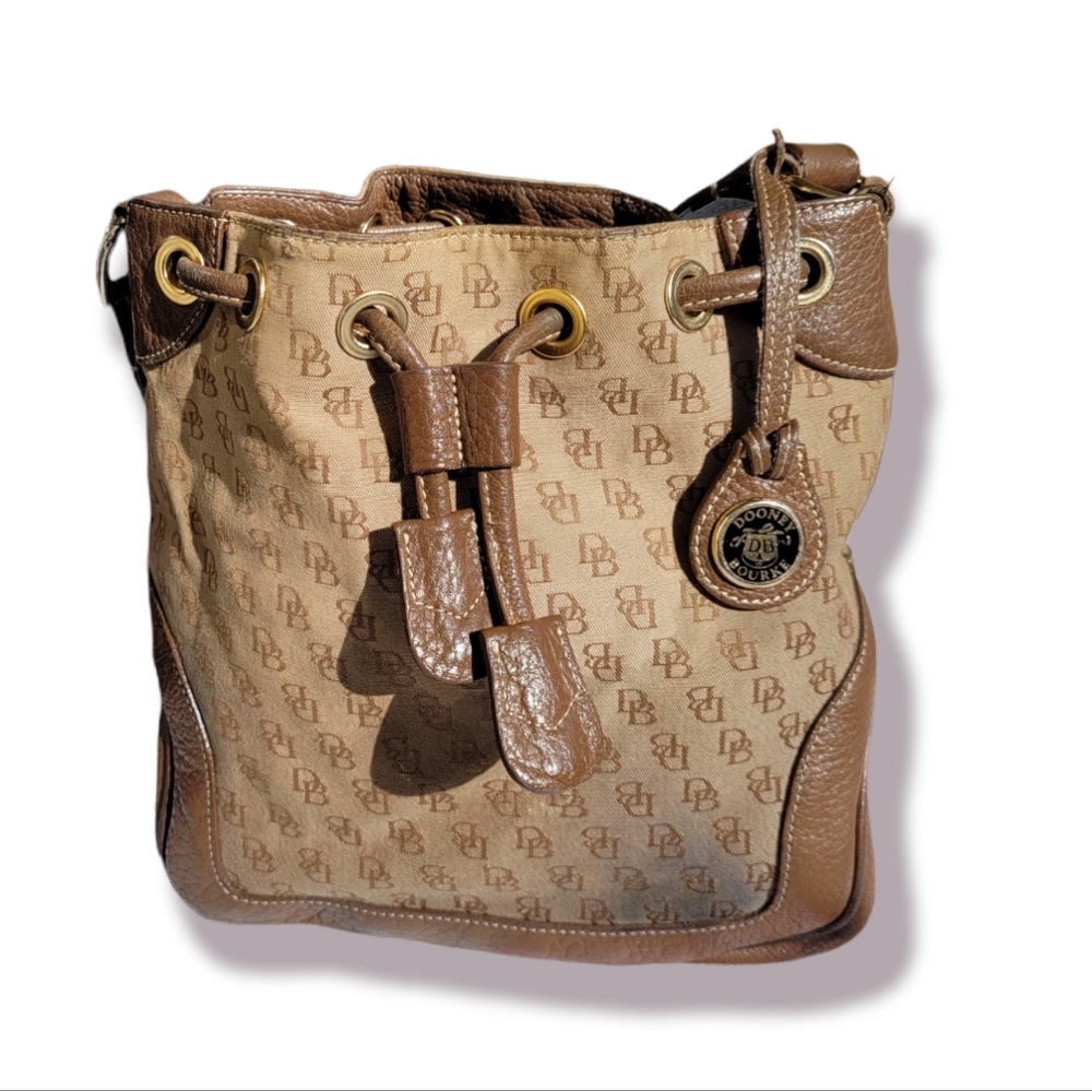 Dooney & Bourke Vintage Tan Drawstring Bucket Shoulder Bag - Picture 1 of 16